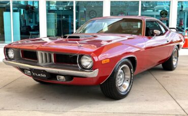 Plymouth-Barracuda-1972-Coupe