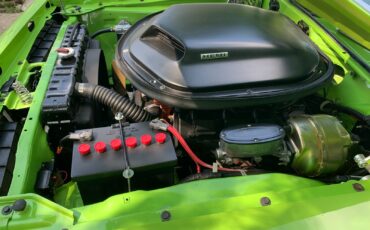 Plymouth-Barracuda-1973-Coupe-10