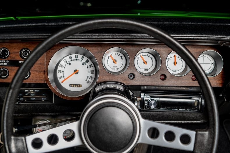 Plymouth-Barracuda-1973-Coupe-14