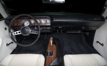 Plymouth-Barracuda-1973-Coupe-15