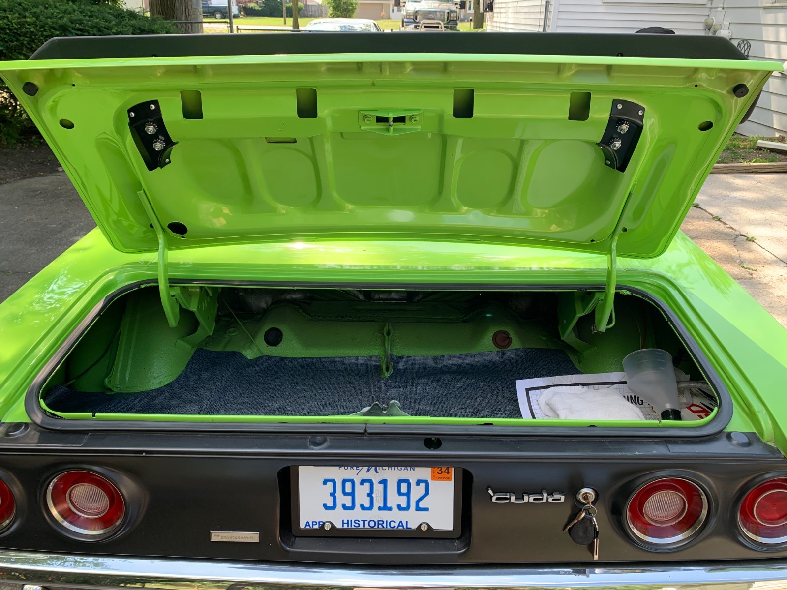 Plymouth-Barracuda-1973-Coupe-22