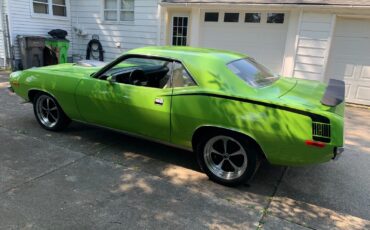 Plymouth-Barracuda-1973-Coupe-4