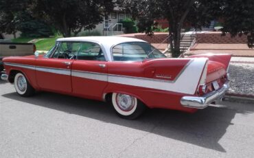 Plymouth-Belvedere-1958-Red-WhiteBlack-2