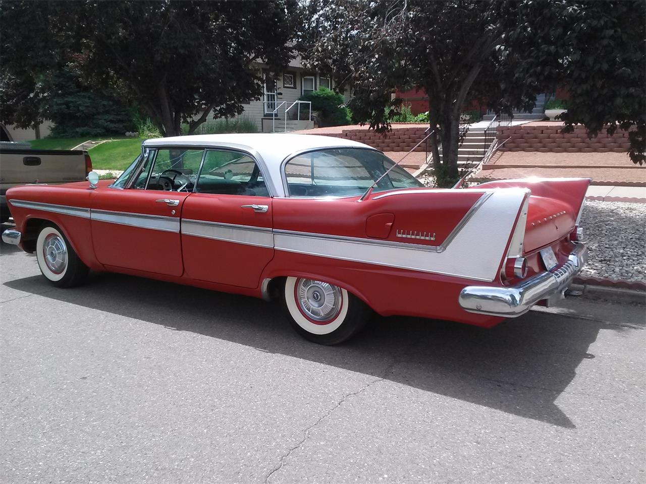 Plymouth-Belvedere-1958-Red-WhiteBlack-2