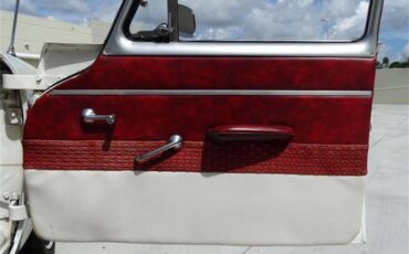 Plymouth-Belvedere-1958-White-and-Red-Red-11