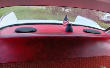 Plymouth-Belvedere-1958-White-and-Red-Red-12