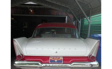 Plymouth-Belvedere-1958-White-and-Red-Red-33