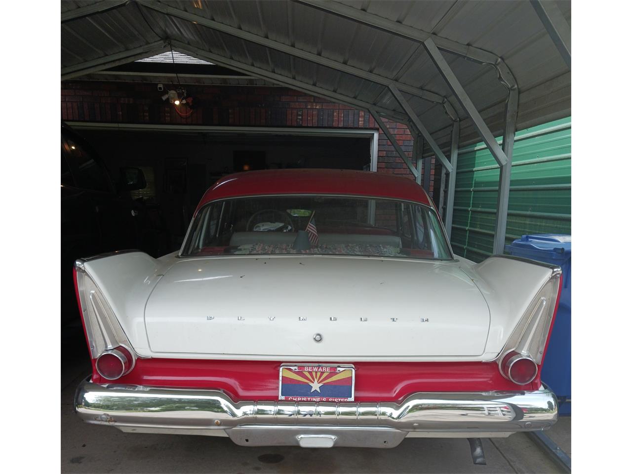 Plymouth-Belvedere-1958-White-and-Red-Red-33