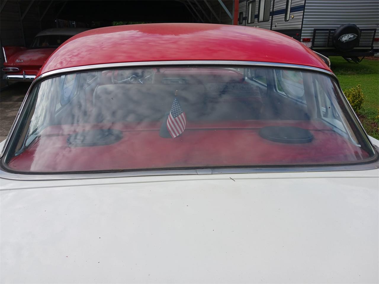 Plymouth-Belvedere-1958-White-and-Red-Red-7