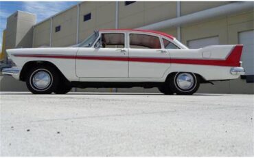 Plymouth-Belvedere-1958-White-and-Red-Red-9
