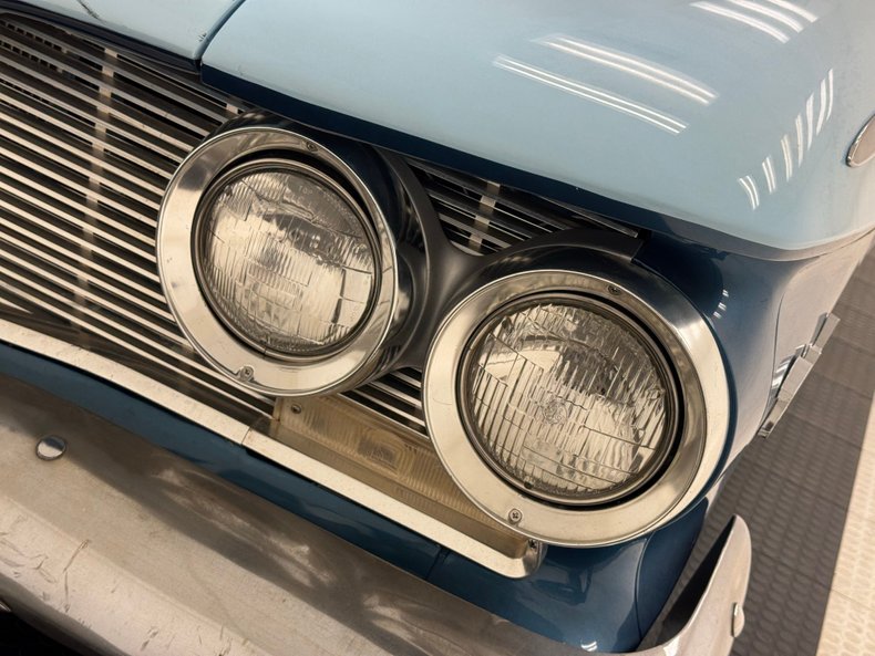 Plymouth-Belvedere-1960-Sky-Blue-Dark-Blue-35