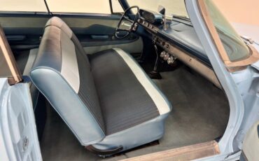 Plymouth-Belvedere-1960-Sky-Blue-Dark-Blue-39