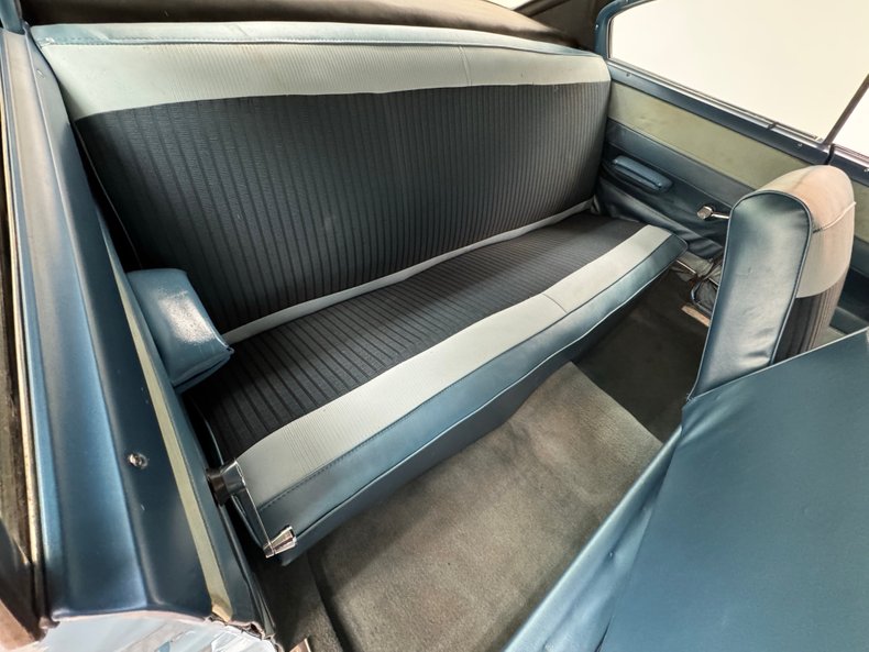 Plymouth-Belvedere-1960-Sky-Blue-Dark-Blue-40
