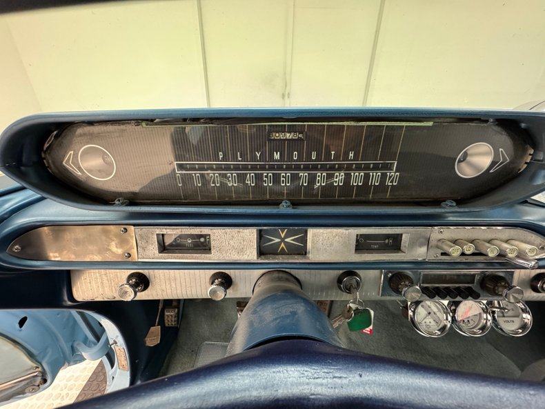 Plymouth-Belvedere-1960-Sky-Blue-Dark-Blue-41