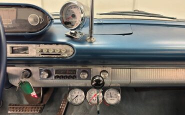 Plymouth-Belvedere-1960-Sky-Blue-Dark-Blue-44