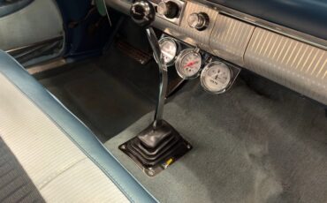 Plymouth-Belvedere-1960-Sky-Blue-Dark-Blue-46