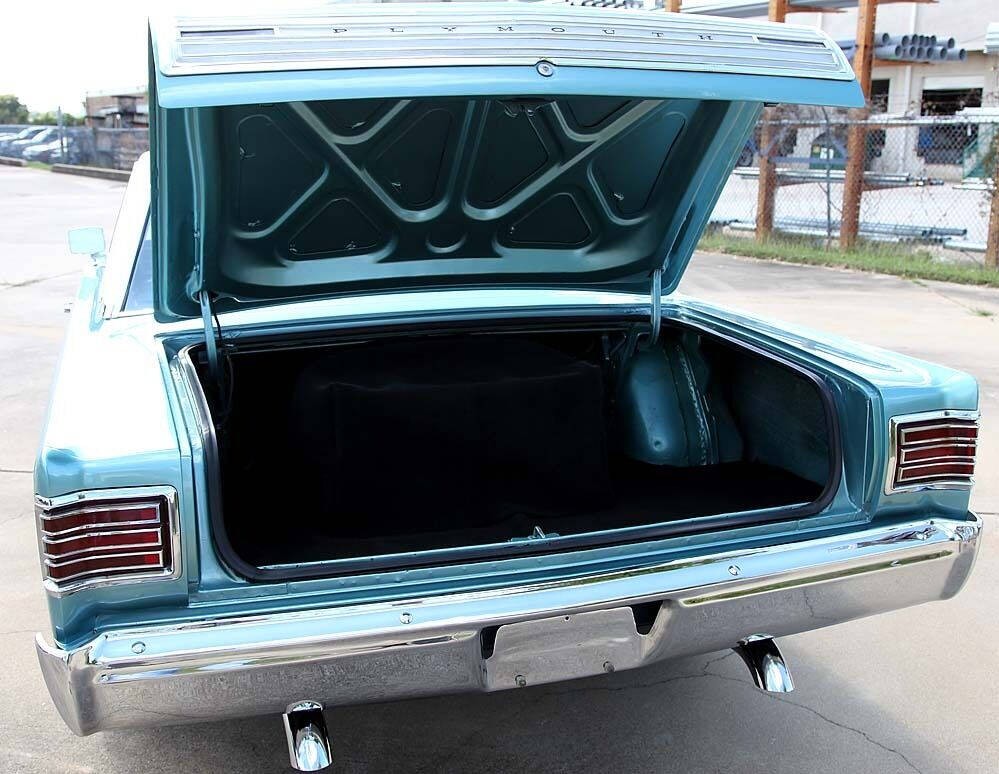Plymouth-Belvedere-1966-Coupe-17