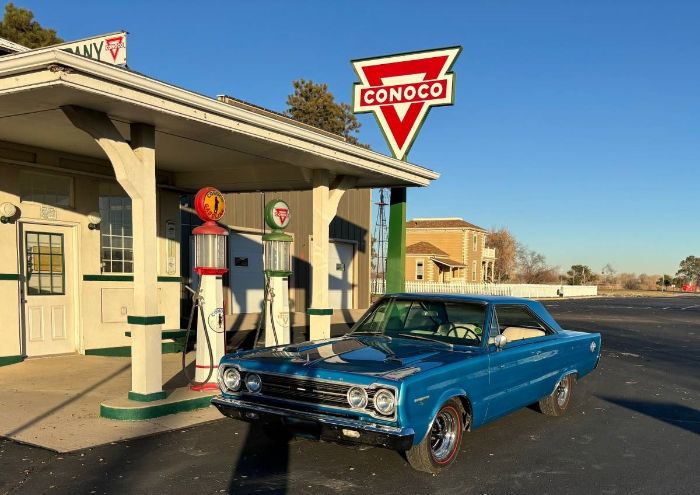 Plymouth-Belvedere-1967-Blue-4