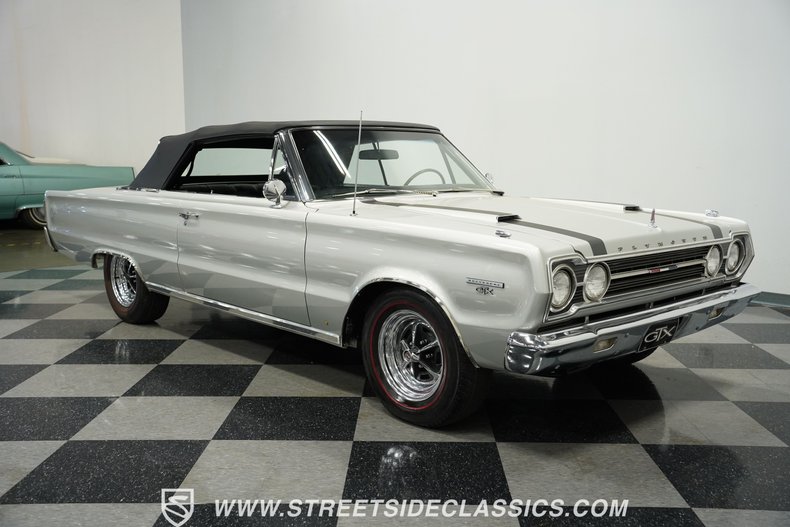Plymouth-Belvedere-1967-Silver-Metallic-Black-22