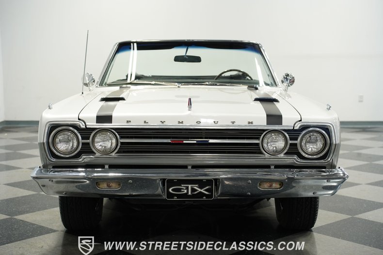 Plymouth-Belvedere-1967-Silver-Metallic-Black-23