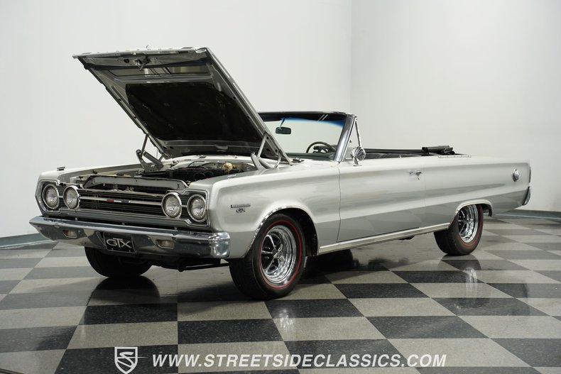 Plymouth-Belvedere-1967-Silver-Metallic-Black-31