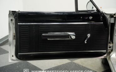 Plymouth-Belvedere-1967-Silver-Metallic-Black-35