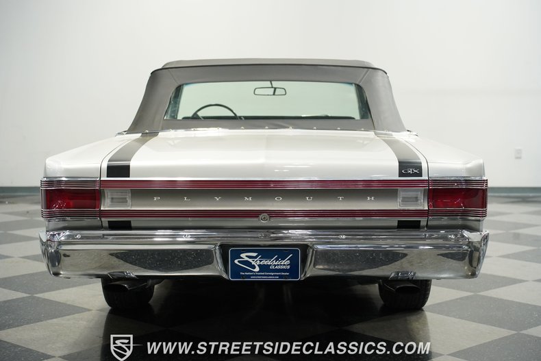 Plymouth-Belvedere-1967-Silver-Metallic-Black-4