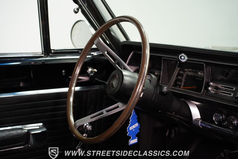 Plymouth-Belvedere-1967-Silver-Metallic-Black-48