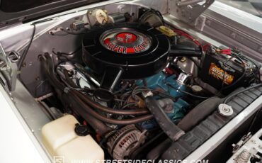 Plymouth-Belvedere-1967-Silver-Metallic-Black-9