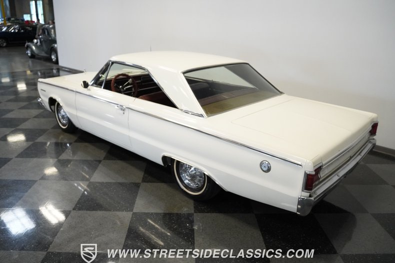 Plymouth-Belvedere-1967-White-Red-21