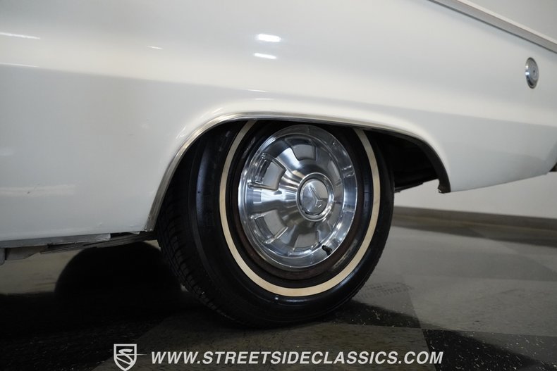 Plymouth-Belvedere-1967-White-Red-22