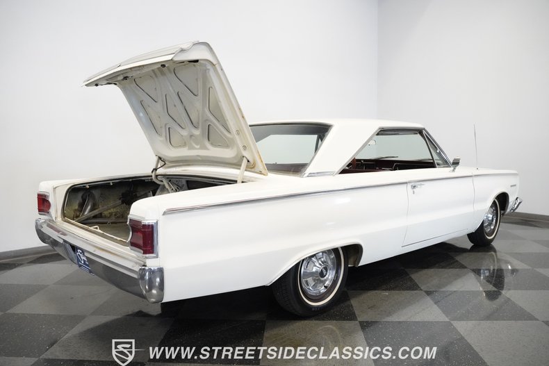 Plymouth-Belvedere-1967-White-Red-28