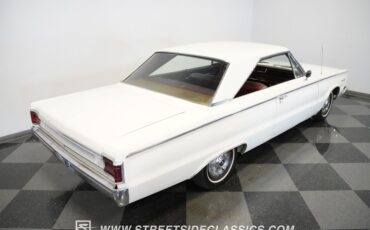 Plymouth-Belvedere-1967-White-Red-36