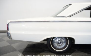 Plymouth-Belvedere-1967-White-Red-44
