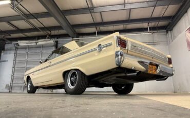 Plymouth-Belvedere-2-1966-Tan-Gold-12