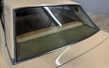 Plymouth-Belvedere-2-1966-Tan-Gold-17