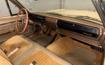 Plymouth-Belvedere-2-1966-Tan-Gold-4