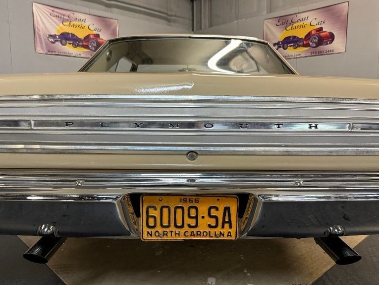 Plymouth-Belvedere-2-1966-Tan-Gold-42