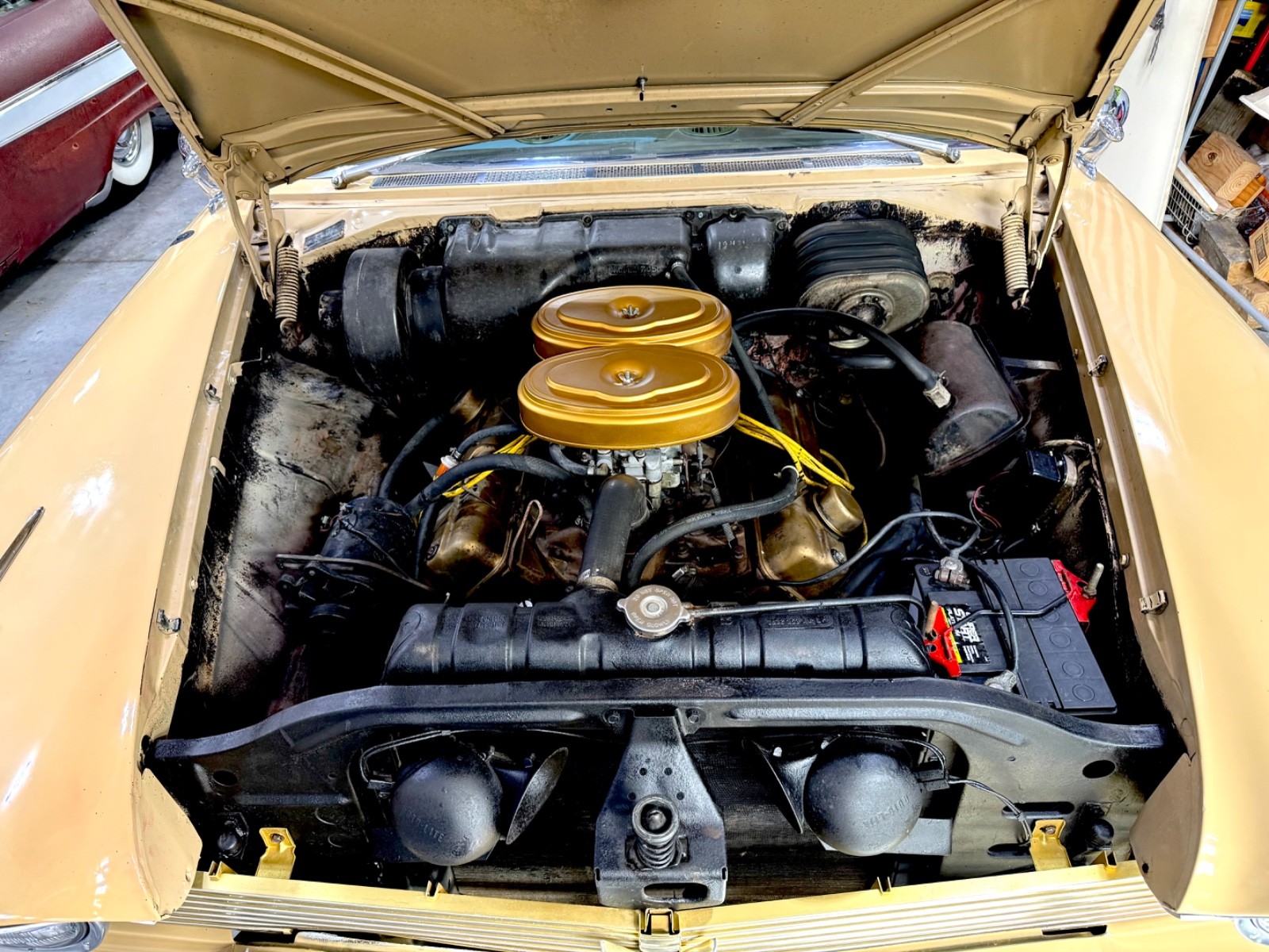 Plymouth-Belvedere-Christine-Fury-1958-Coupe-8