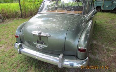 Plymouth-Cranbrook-1951-3