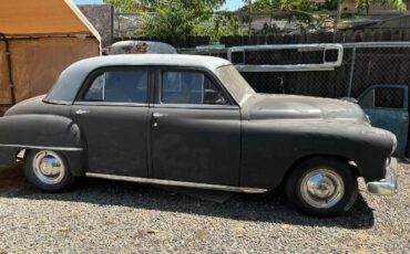 Plymouth-Cranbrook-1952-4