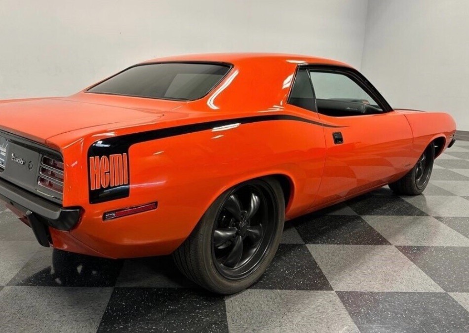 Plymouth-Cuda-1970-Coupe-2