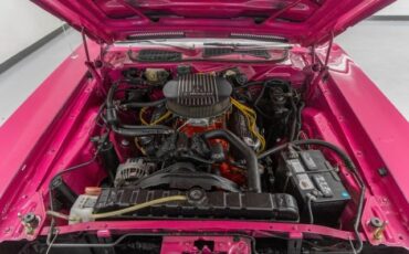Plymouth-Cuda-1973-Coupe-2