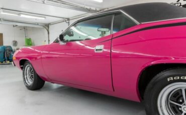 Plymouth-Cuda-1973-Coupe-23