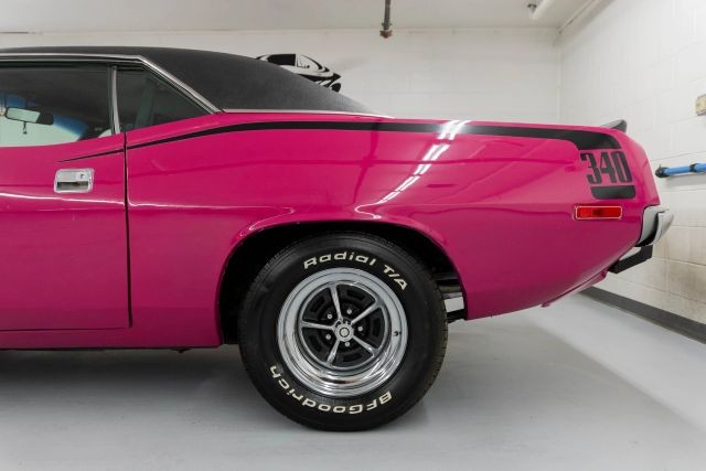 Plymouth-Cuda-1973-Coupe-24