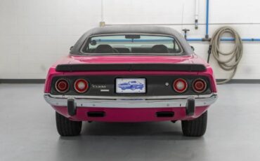 Plymouth-Cuda-1973-Coupe-32
