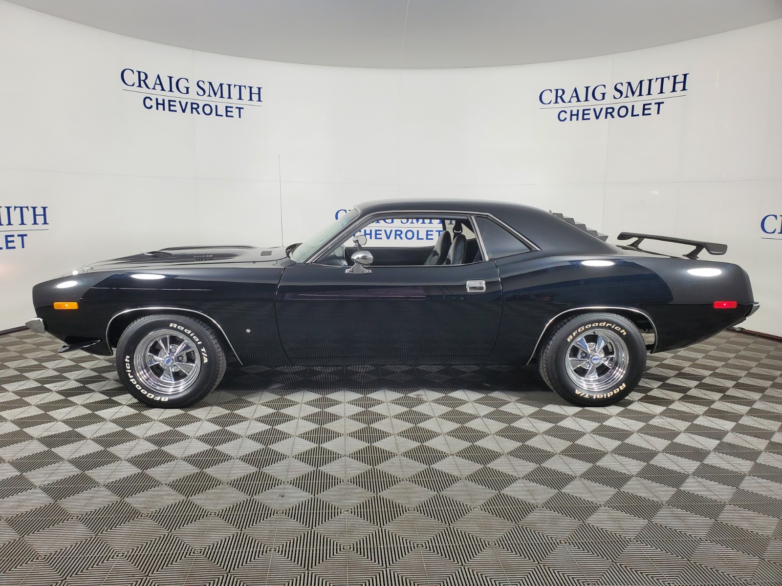 Plymouth-Cuda-1973-Coupe-9