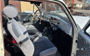 Plymouth-Deluxe-1949-4