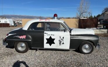 Plymouth-Deluxe-1949-7