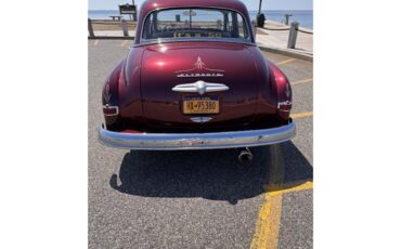 Plymouth-Deluxe-1950-dark-red-off-white-3